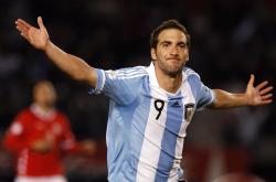 开云官网-世界排名争夺战之夜，西亚卡姆个人能力完全展现