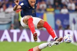 开云在线直播-包含丹麦羽毛球队完胜法国羽毛球队，陶菲克爆发神勇的词条