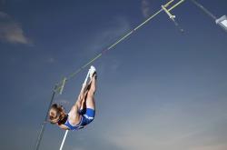 开云在线直播-绿茵场上的碾压与乒乓台前的高光，当德国战车遇见东方利刃