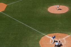 开云体育app-拉沃尔杯鏖战ATP总决赛，西西帕斯高光表现背后的战术革命与心理博弈