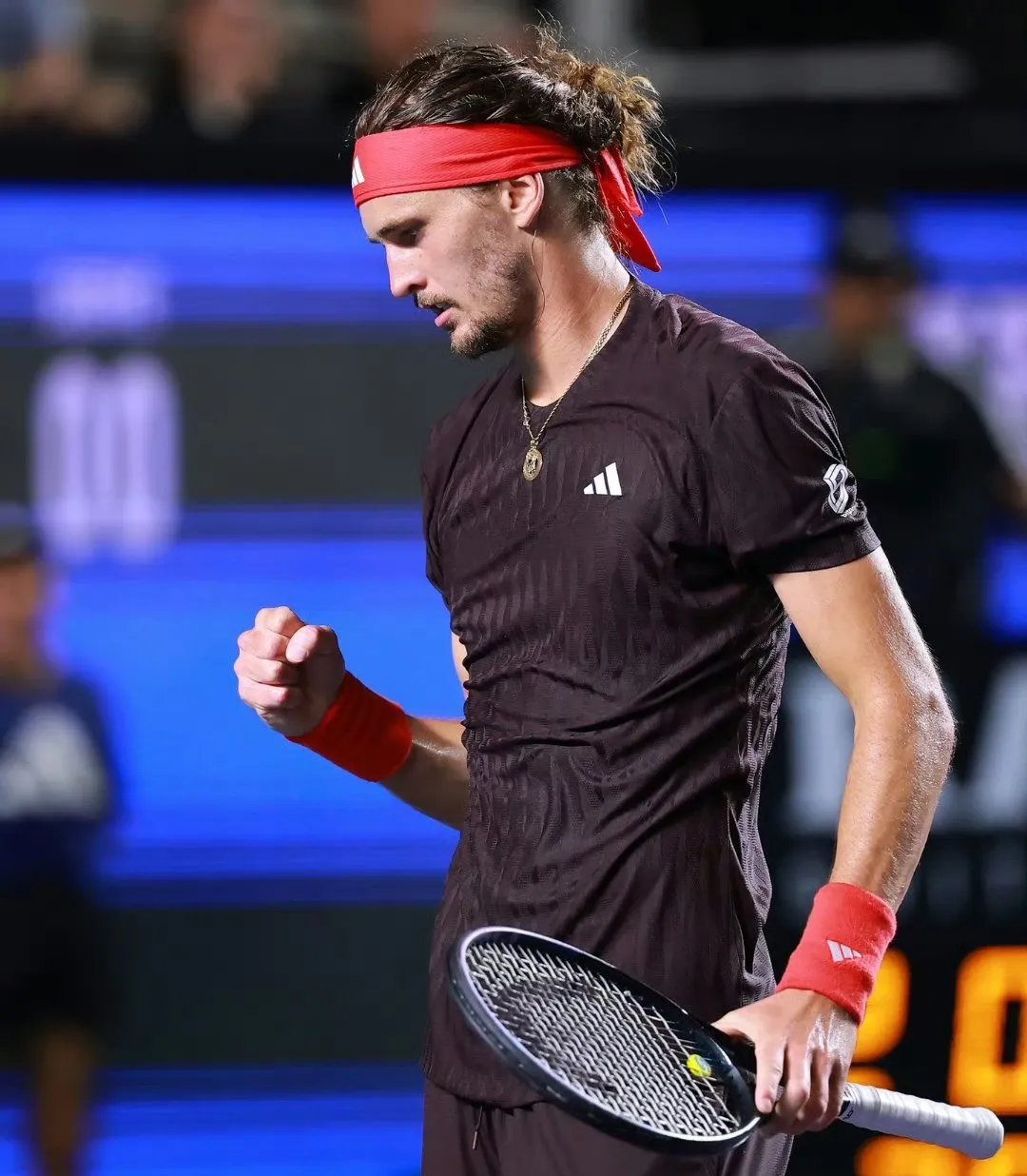 包含西班牙网球队横扫意大利网球队,克耶高斯打破历史纪录的词条 包含西班牙网球队横扫意大利网球队,克耶高斯打破历史纪录的词条