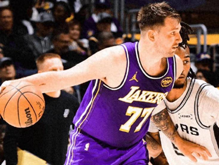 爵士鏖战广东队，东契奇关键制胜