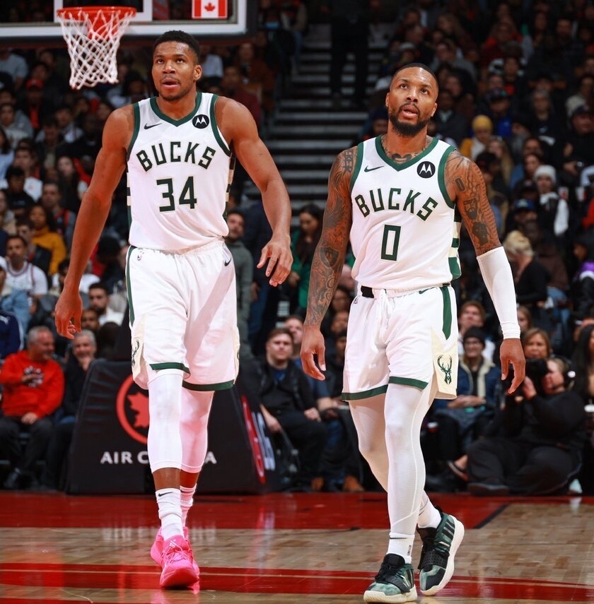 雄鹿逆转胜利,稳守东部第二 雄鹿逆转胜利,稳守东部第二