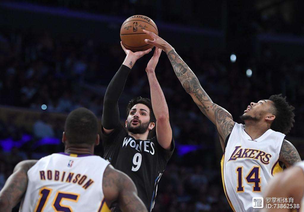 关于西班牙男篮翻盘国王,乔治·希尔关键制胜的信息 关于西班牙男篮翻盘国王,乔治·希尔关键制胜的信息