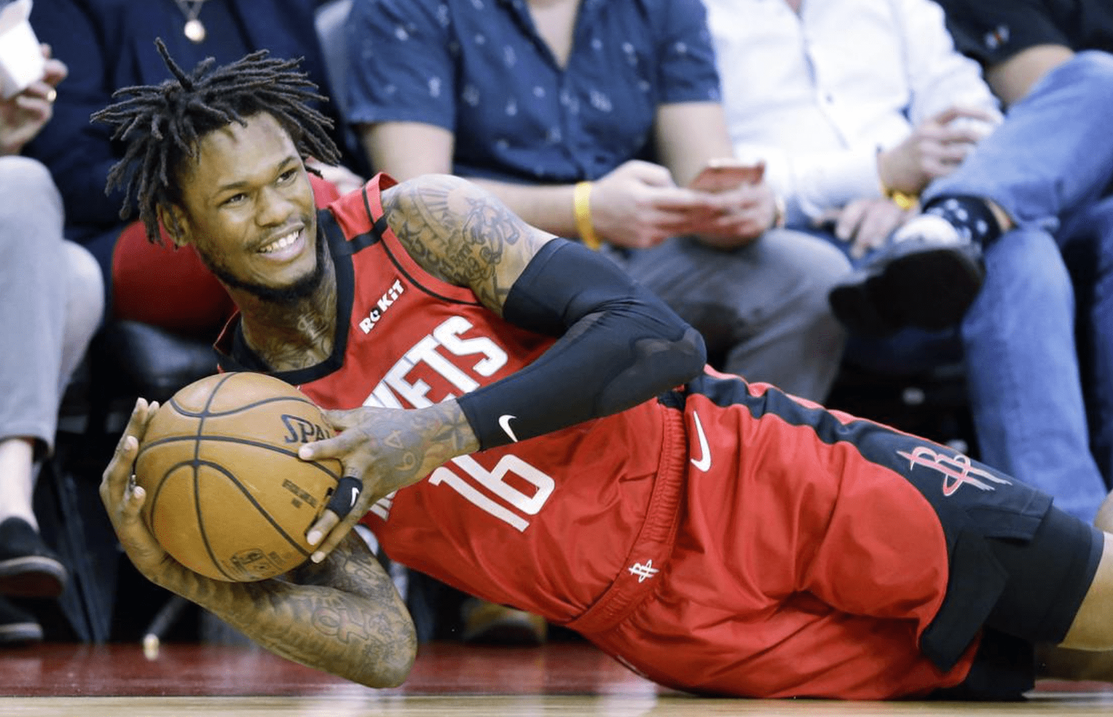 新晋偶像球员成为球队的得力助手