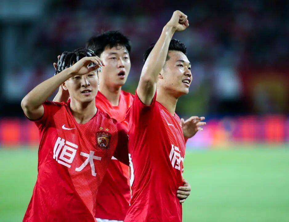 激情燃烧!亚洲足球盛事成为焦点 激情燃烧!亚洲足球盛事成为焦点