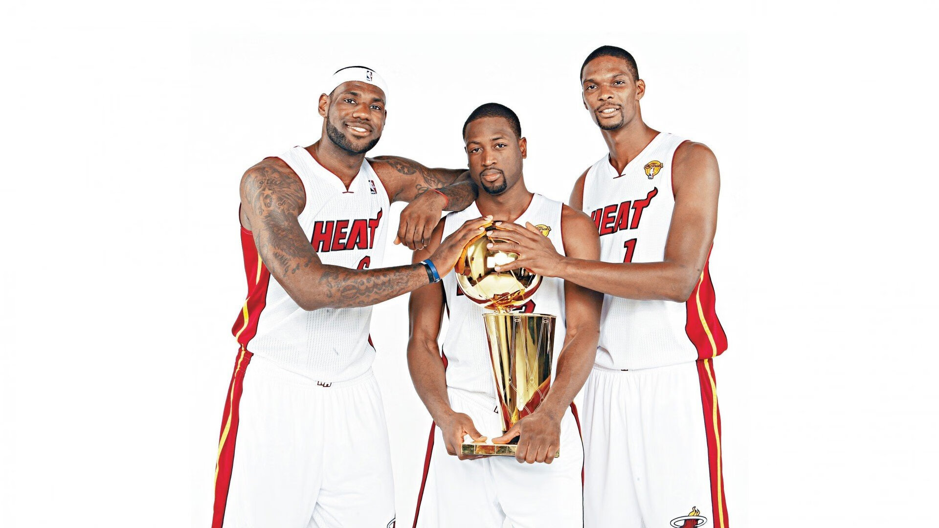 布伦森，F1街道赛之夜，在重压熔炉中淬炼的冠军之心