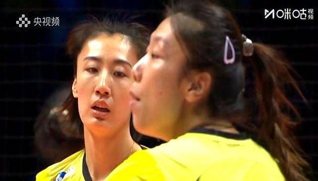 包含丹麦队碾压印尼队,黄鸭组合状态火热的词条 包含丹麦队碾压印尼队,黄鸭组合状态火热的词条